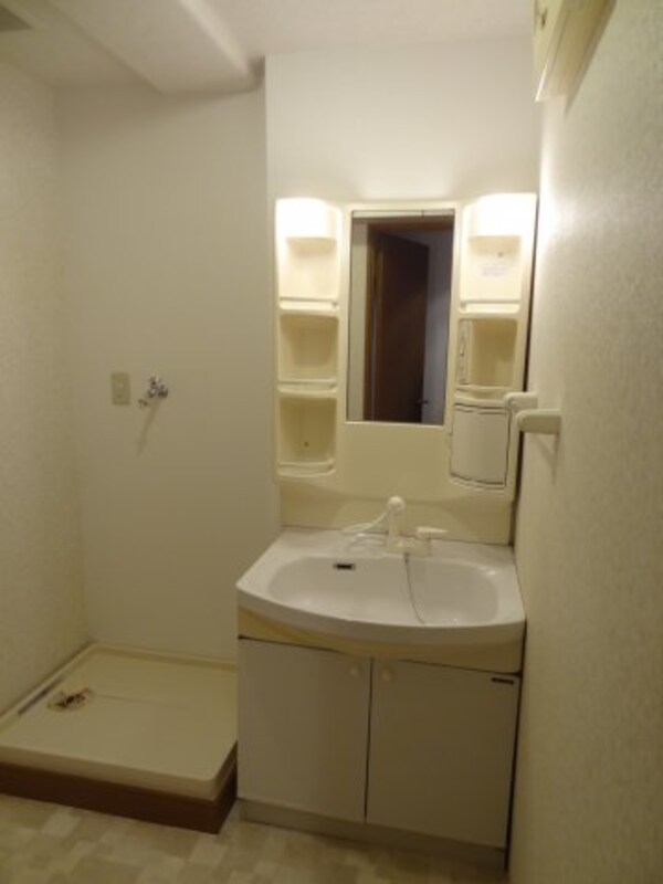 洗面・脱衣所(3階別室の参考写真です。現況を優先します。307)