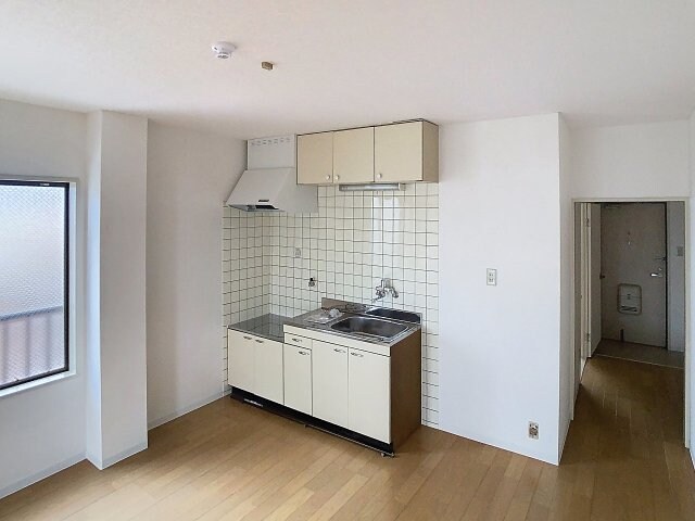 物件内観写真5　(2025年3月撮影)