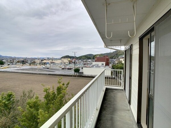 バルコニー(2025年3月撮影)