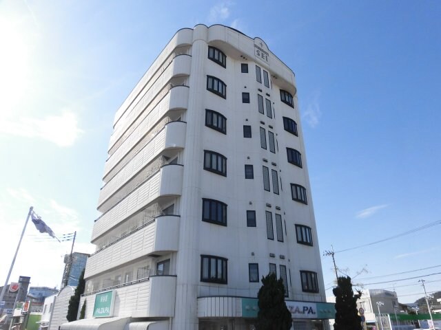 物件外観写真1　(2015年11月撮影)