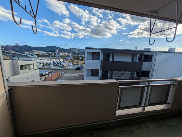 物件内観写真16　(現況が相違する場合は現況を優先致します。2025年10月撮影)