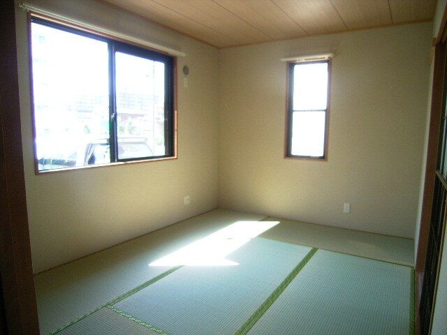 内装他(2006年6月撮影)