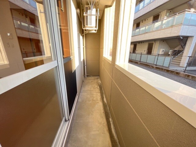 物件内観写真15　(ベランダ)
