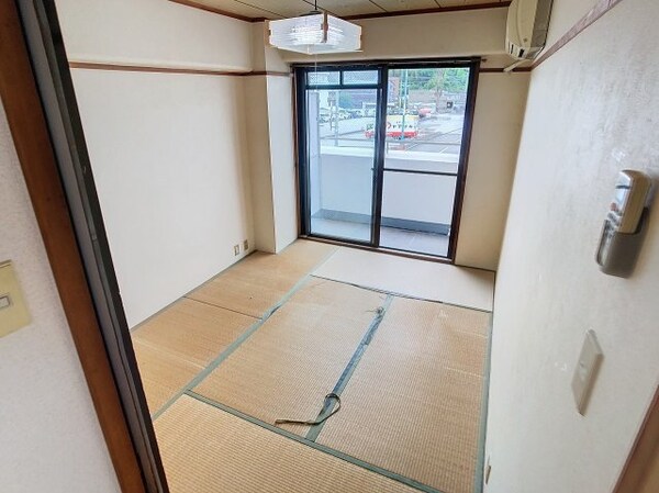 和室(現況を優先します。（撮影時期：2024年6月）)