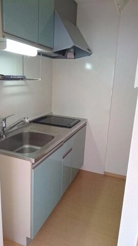 物件内観写真6　(システムキッチン)