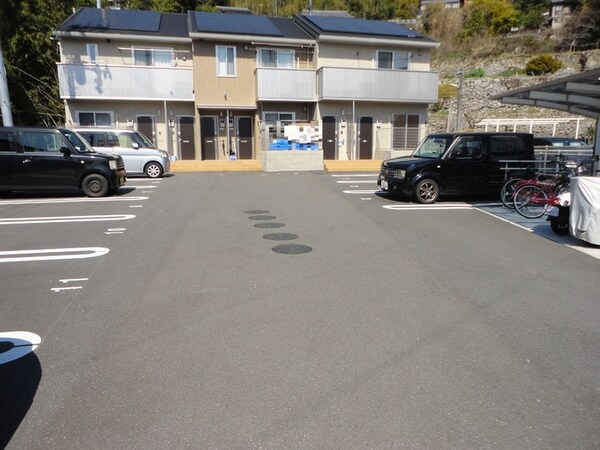 駐車場(駐車場)