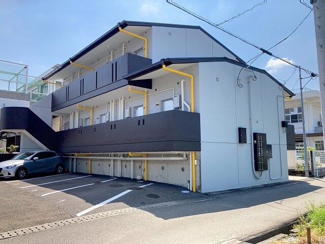 物件外観写真1　(2025年8月撮影※現況を優先します。)