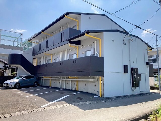 物件外観写真1　(2025年8月撮影※現況を優先します。)