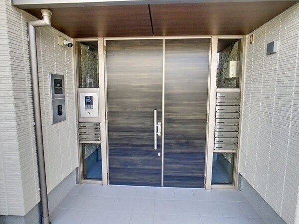 エントランス(2024年3月撮影)