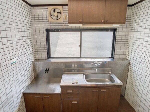 キッチン(2024年6月撮影※現況を優先致します。)