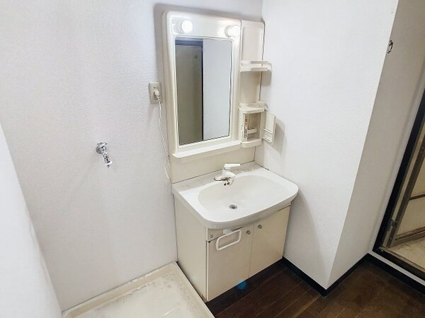 洗面・脱衣所(2024年6月撮影※現況を優先致します。)