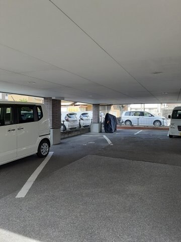 物件外観写真2　(2022年3月撮影)