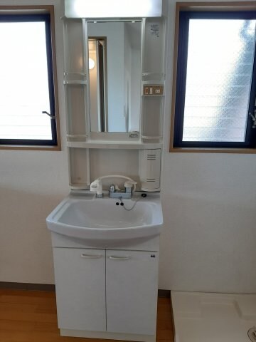 物件内観写真7　(2022年3月撮影)