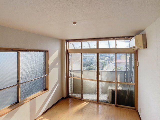 物件内観写真2　(2024年12月撮影)