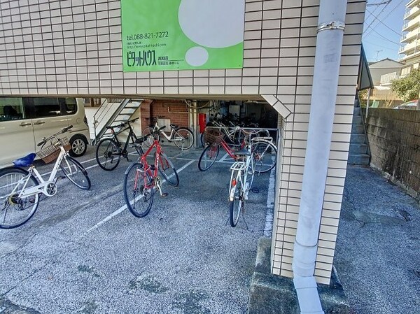 建物設備(2024年12月撮影)