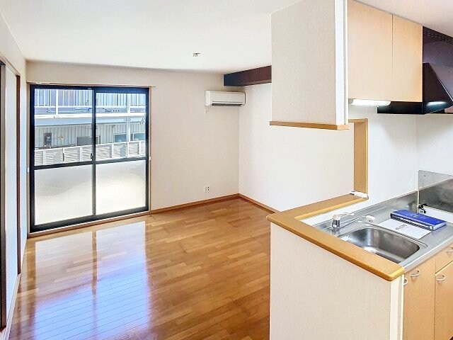 物件内観写真2　(2025年7月撮影)