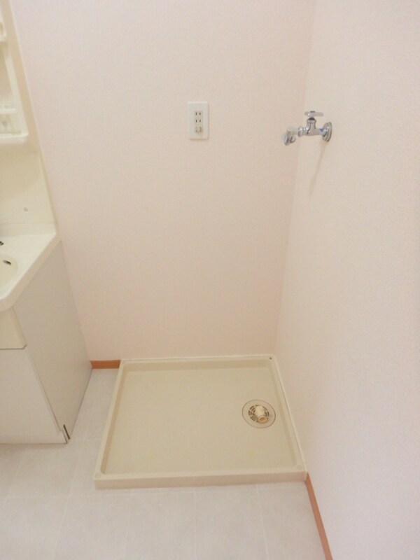 建物設備(室内洗濯機置き場)