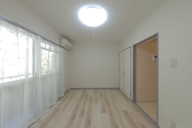 物件内観写真2　(2021年2月撮影)