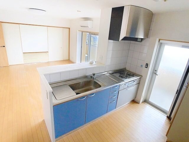 物件内観写真3　(2025年10月撮影)