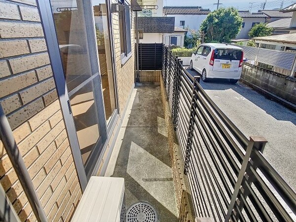 庭(2024年10月撮影)