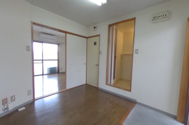 物件内観写真3　(2020年1月撮影※現況を優先します。)