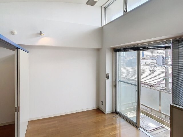 物件内観写真3　(現況を優先します。（撮影時期：2024年7月）)