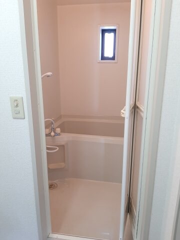 物件内観写真4　(2022年1月撮影)