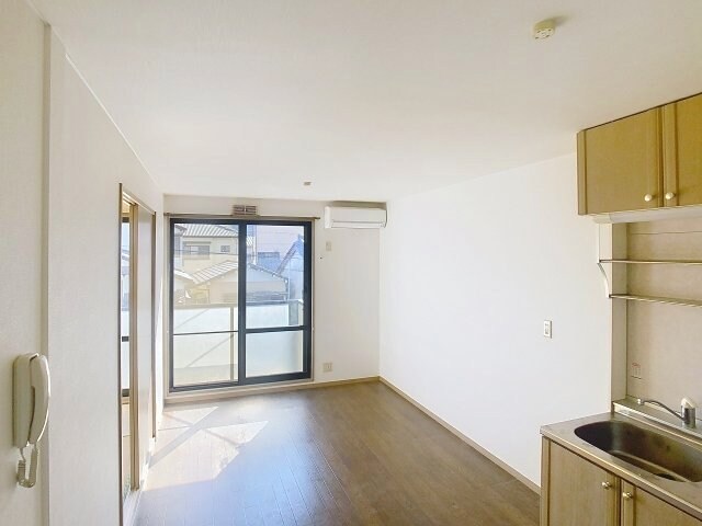 物件内観写真2　(2025年2月撮影)