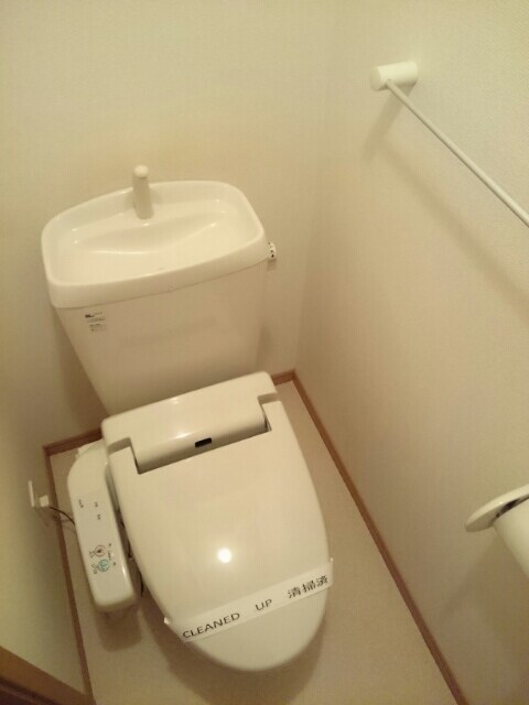 物件内観写真6　(トイレ)