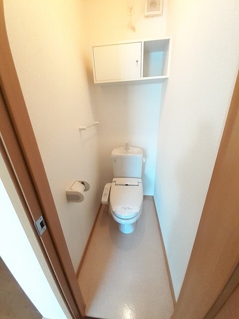 物件内観写真6　(トイレ)