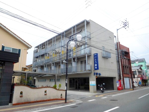 外観(2016年5月撮影)