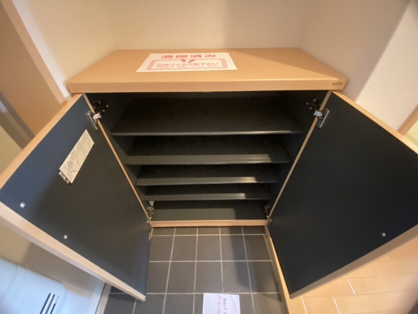 物件内観写真6　(現況が相違する場合は現況を優先致します。)