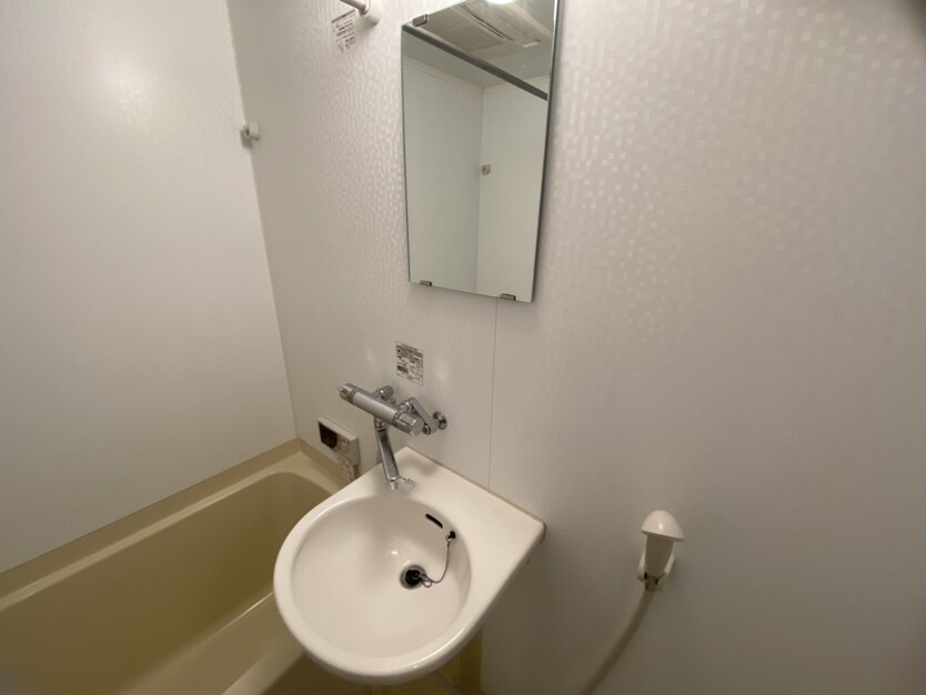 物件内観写真9　(現況が相違する場合は現況を優先致します。)