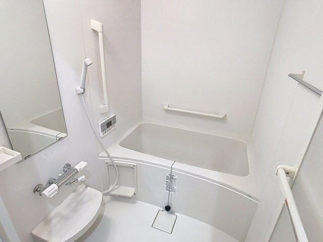 物件内観写真8　(現況が相違する場合は現況を優先致します。2025年11月撮影)