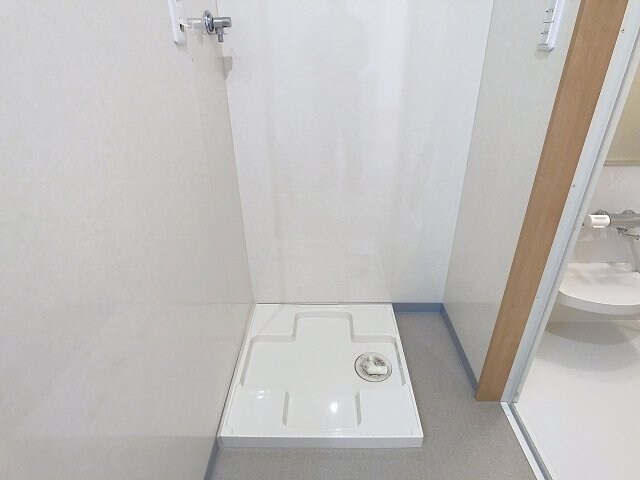 物件内観写真10　(現況が相違する場合は現況を優先致します。2025年11月撮影)