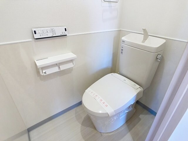 物件内観写真11　(現況が相違する場合は現況を優先致します。2025年11月撮影)