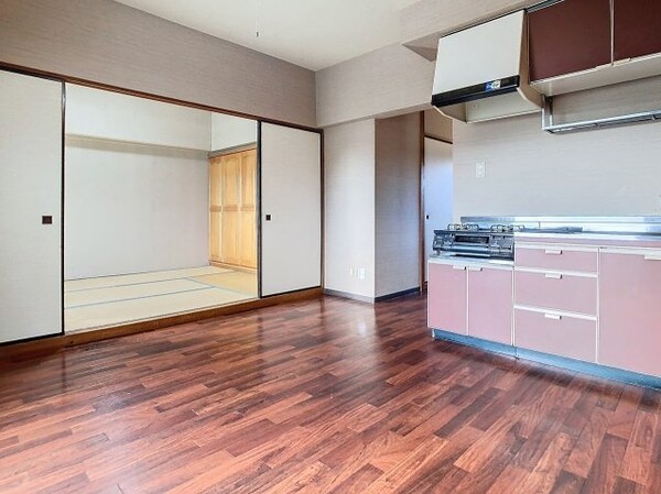 居室(2024年12月撮影※現況を優先致します。)