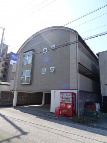 物件外観写真1　(現況を優先します。（撮影時期：2018年10月）)