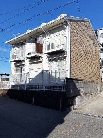 物件外観写真1　(2022年1月撮影)
