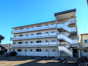 ハイツミルキーウェイ外観写真