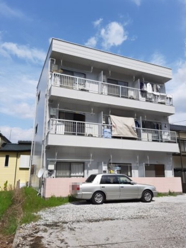 外観(現況が相違する場合は現況を優先致します。)