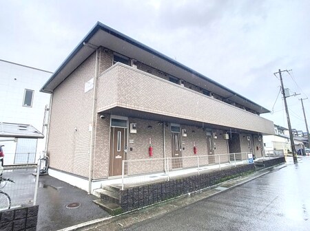 ジュネス南川添外観写真