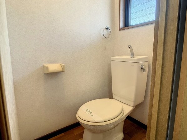 トイレ(1階別室の参考写真です。現況を優先します。（104）)