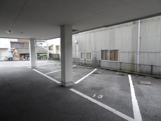 物件外観写真2　(2018年12月撮影)