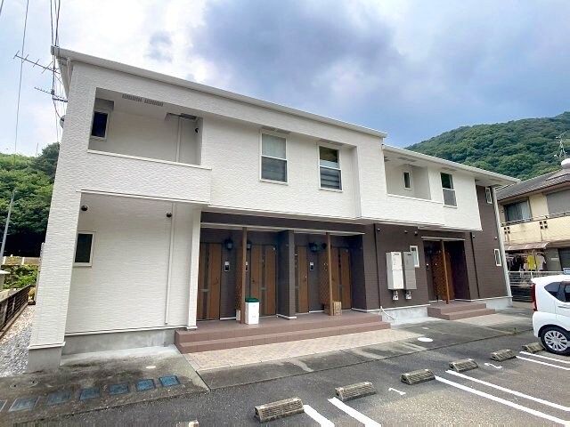 物件外観写真1　(2025年7月撮影)