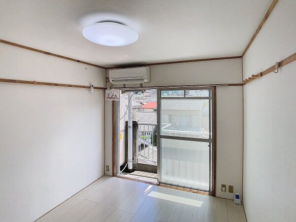 居室(2024年7月撮影※現況を優先致します。)