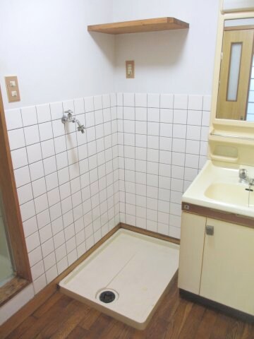 物件内観写真11　(2018年6月撮影)