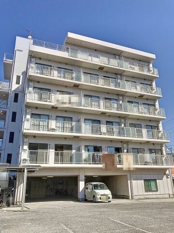 物件外観写真1　(現況を優先します。（撮影時期：2023年11月）)