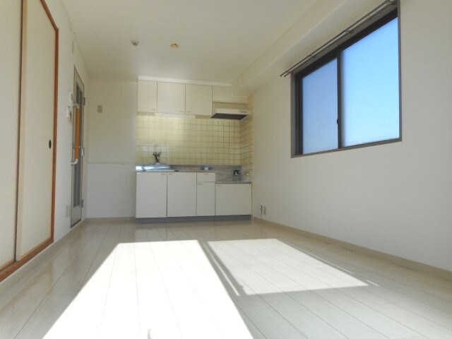 物件内観写真2　(4階別室の参考写真です。現況を優先します。（406）)