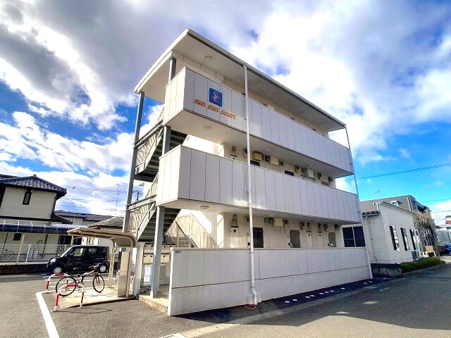 物件外観写真1　(2025年1月撮影)